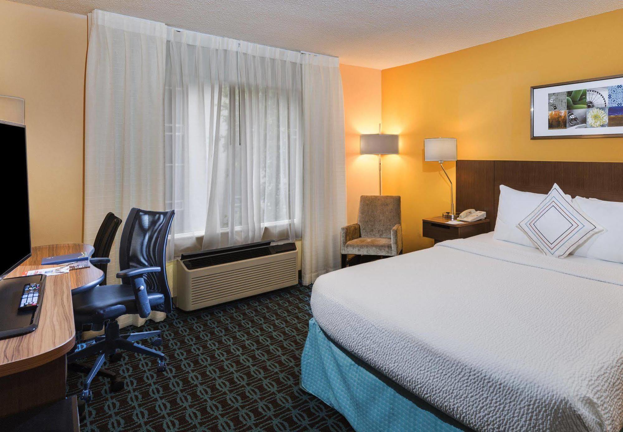 Fairfield Inn & Suites By Marriott Atlanta Buckhead Exterior foto